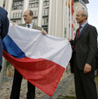 vztyčování české vlajky v EUMETSATu